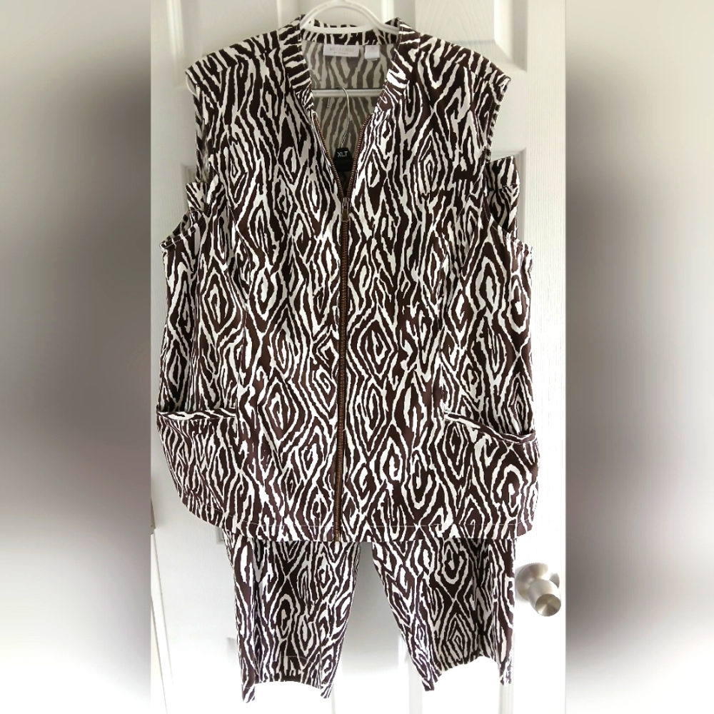 Weekends by Chico’s 2pc Zebra-Inspired Set – Size 3 (US 16)